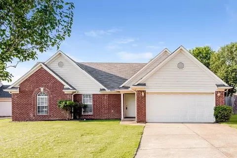 10894 Carter Lane Cv, Olive Branch, MS 38654