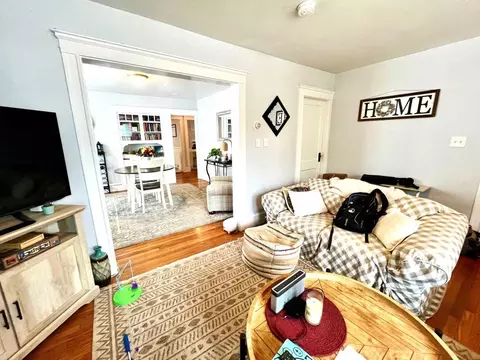39 Sterling St, Somerville, MA 02144