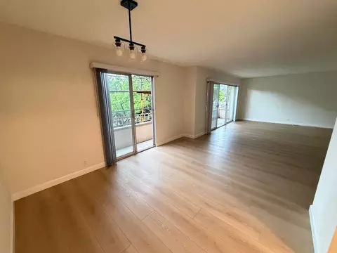 11930 Montana Ave, Los Angeles, CA 90049