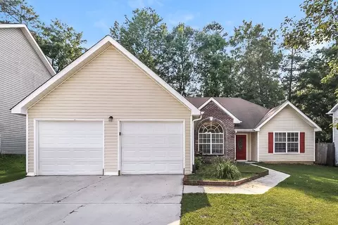 5467 Sapphire Cir, Ellenwood, GA 30294