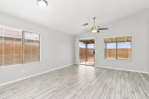 953 E Greenlee Ave, Apache Junction, AZ 85119 photo 5