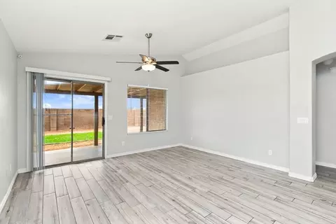 953 E Greenlee Ave, Apache Junction, AZ 85119 photo 6
