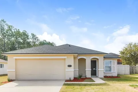 7422 Hawks Cliff Dr, Jacksonville, FL 32222