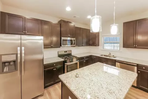 1012 Elswick Ln, Hampton, GA 30228 photo 9
