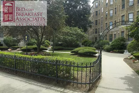 118 Riverway #15, Boston, MA 02215