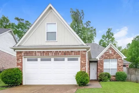 10237 Hamilton View Dr, Cordova, TN 38016