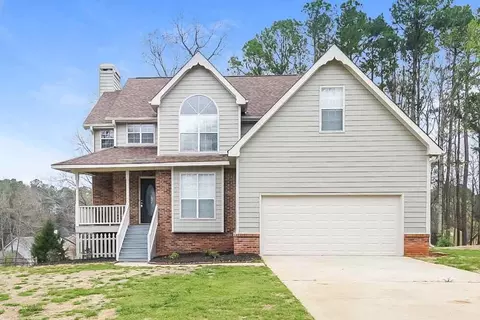401 Cannonball Ct, Stockbridge, GA 30281