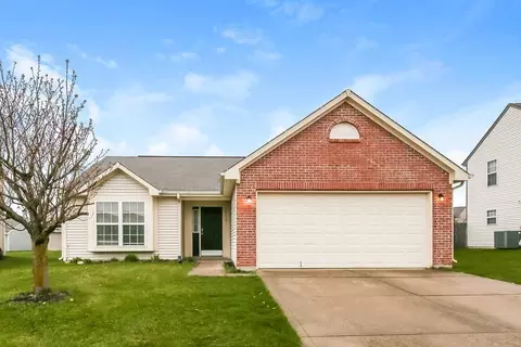 6936 N Karnes Dr, Mccordsville, IN 46055