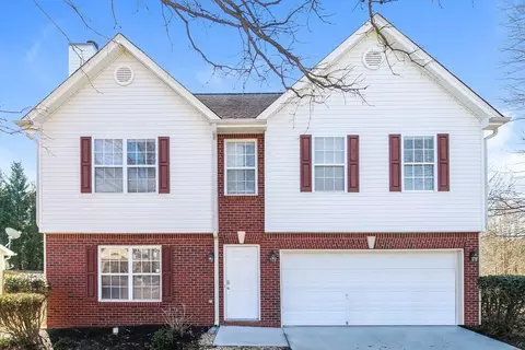 854 Langley View Ct, Loganville, GA 30052