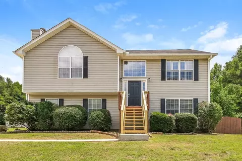 459 Pecan Wood Cir, Fairburn, GA 30213