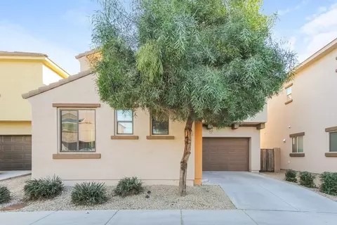 10317 W Monterosa Ave, Phoenix, AZ 85037