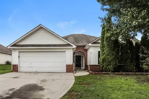 5280 Yellow Pine Dr, Mcdonough, GA 30252