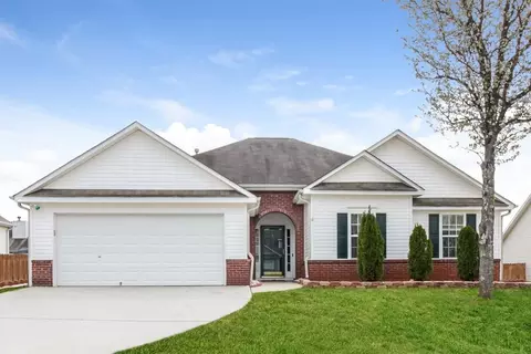 5280 Yellow Pine Dr, Mcdonough, GA 30252