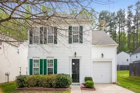 6114 Patric Alan Ct, Charlotte, NC 28216