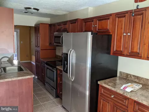 2296 Anvil Ln, Hillcrest Heights, MD 20748