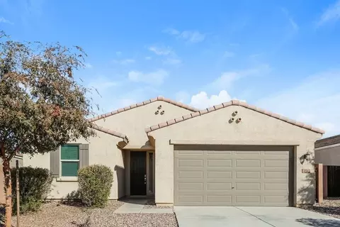 654 W Glen Canyon Dr, San Tan Valley, AZ 85140