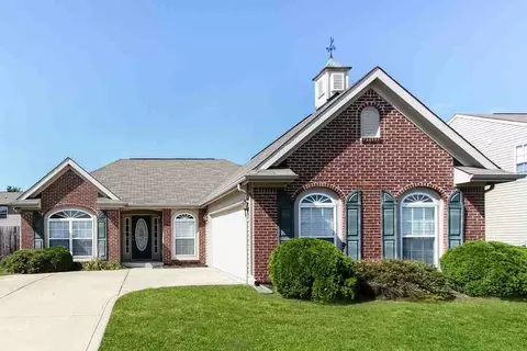 6388 Oyster Key Ln, Plainfield, IN 46168