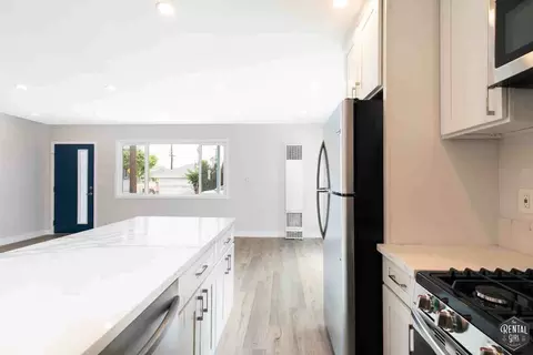 3872 Bentley Ave #A, Culver City, CA 90232