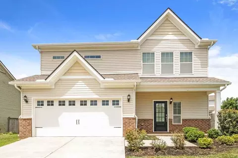 1005 Keeneland Dr, Spring Hill, TN 37174