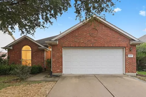 26019 Chapman Falls Dr, Richmond, TX 77406