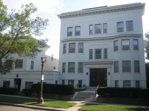 590 Holly Ave, Saint Paul, MN 55102