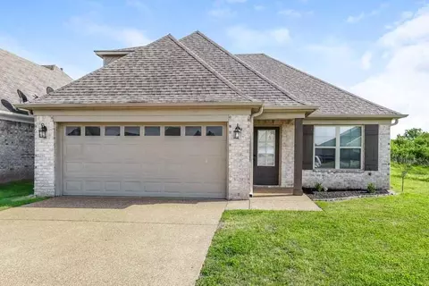 9093 Tremont Dr, Olive Branch, MS 38654