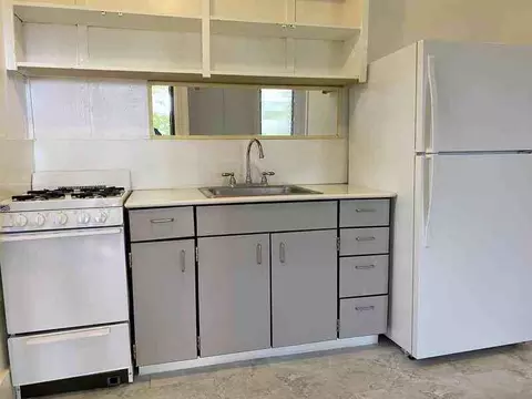 1568 Miller St #4, Honolulu, HI 96813