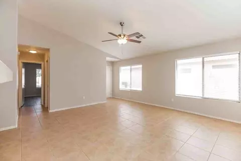 2083 E Catclaw St, Gilbert, AZ 85296 photo 3