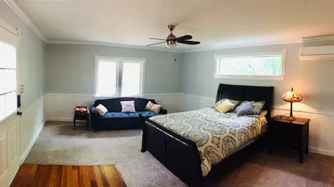 816 W Hopkins St #A, San Marcos, TX 78666