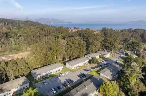 814 Quarry Rd #B, San Francisco, CA 94129