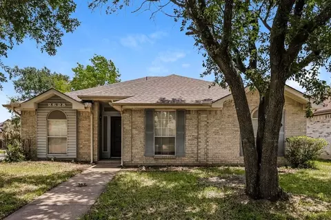 2628 Hidden Springs Dr, Mesquite, TX 75181