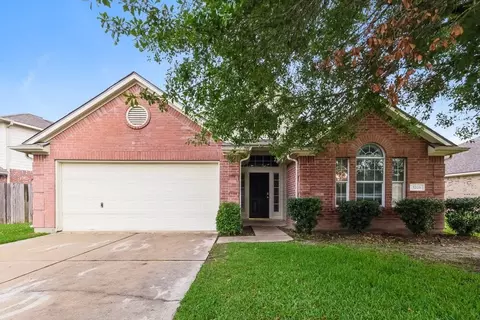 5203 Lost Cove Ln, Spring, TX 77373