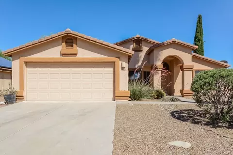 8506 N Sayante Way, Tucson, AZ 85743