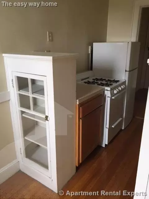 4 Cogswell Ave #45, Cambridge, MA 02140