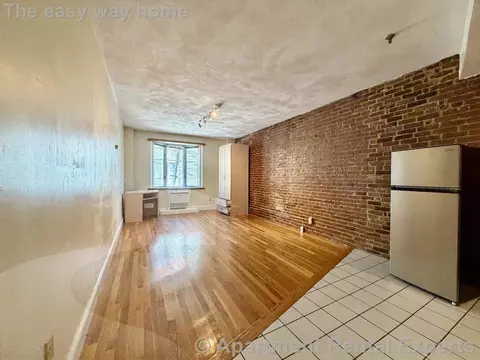 12 Mount Auburn St #6, Cambridge, MA 02138