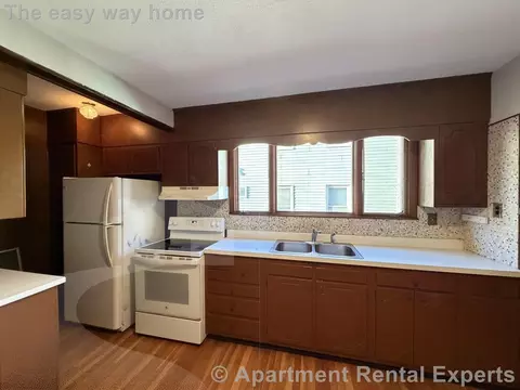 30 Medford St, Medford, MA 02155