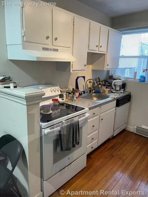 402 Highland Ave #2, Somerville, MA 02144