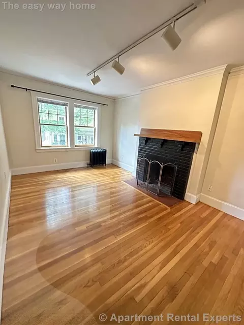 39 Lee St #3A, Cambridge, MA 02139