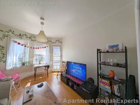 163 Summer St #36, Somerville, MA 02143