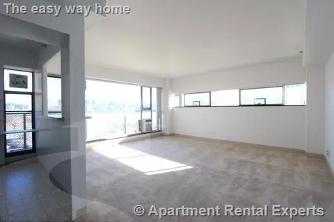 100 Memorial Dr #2-2B, Cambridge, MA 02142