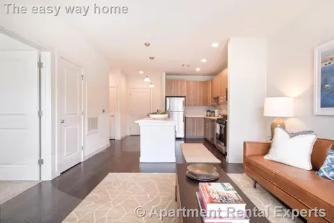 130 Arsenal St, Watertown Town, MA 02472