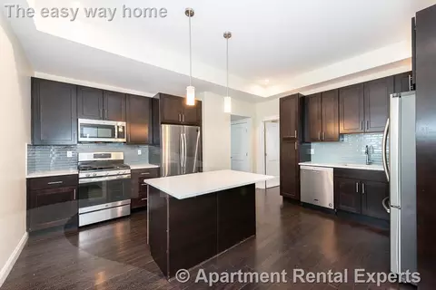 10 Marion St #1, Medford, MA 02155