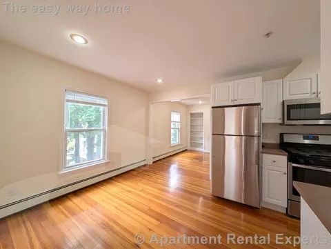 5 Locke St #2, Cambridge, MA 02140