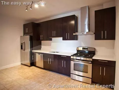 5 Munroe St #1, Somerville, MA 02143