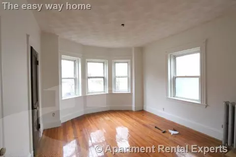 163 Summer St #2, Somerville, MA 02143