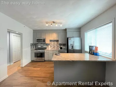48 Derby St #1, Somerville, MA 02145