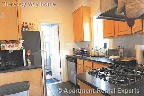 335 Beacon St #2, Somerville, MA 02143