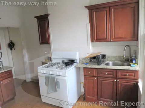 17 Putnam Ave # A, Cambridge, MA 02139