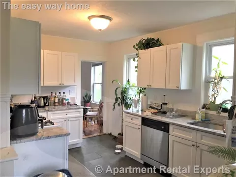 17 Orrin St #2, Cambridge, MA 02138