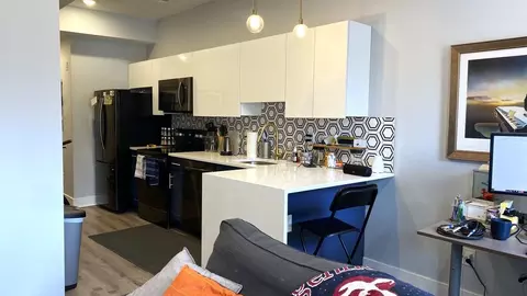 4261 Viola St, Philadelphia, PA 19104